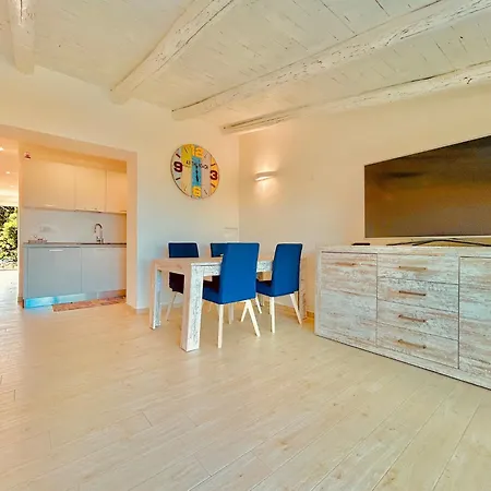 Dom wakacyjny Casetta Belvedere 3 *